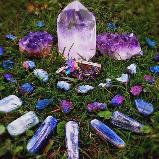 Creating Sacred Spaces: Crystal Altars for Healing