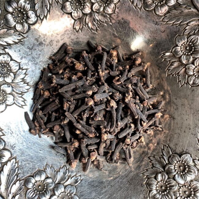 Hand Select Cloves, Whole, Organic