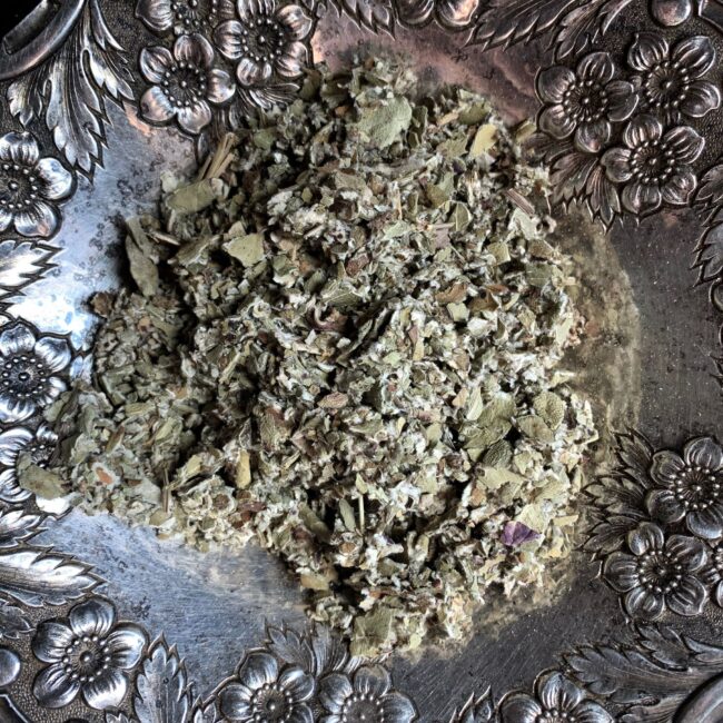 Coltsfoot Leaf, Cut & Sifted