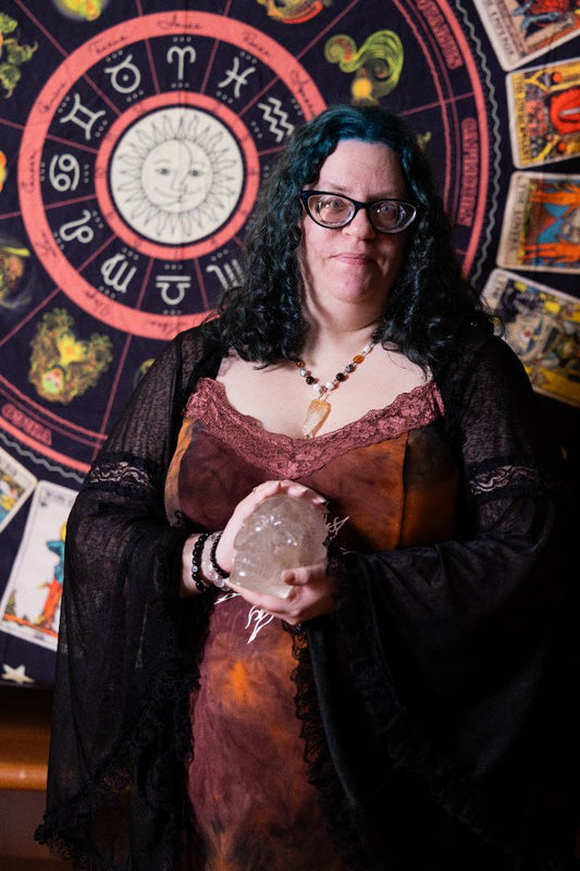 Thrive Thursdays: Developing Your Mediumship Skills – A Step-by-Step Guide