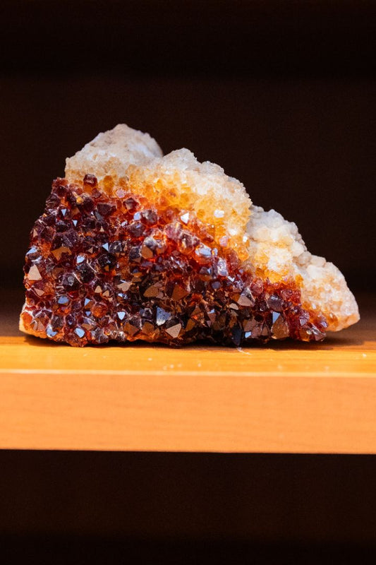 Harnessing Courage: Solar Plexus Chakra Crystals for Empowerment