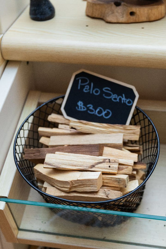 Eco-Friendly Smudging: Sustainable Practices for Conscious Cleansing