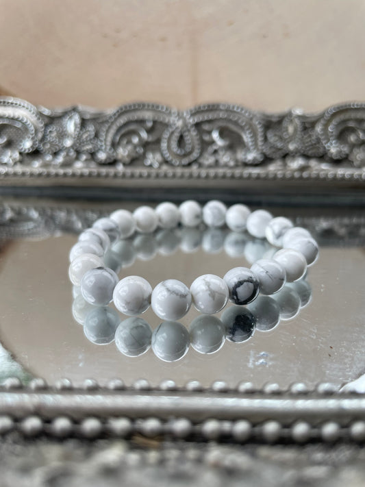 Howlite Bracelet 8mm